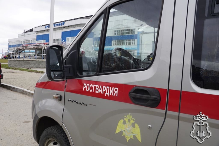 Сотрудники Росгвардии обеспечили охрану общественного порядка и безопасность на традиционном хабаровском фестивале «Рок над Амуром»