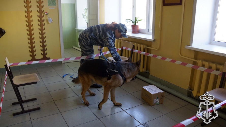 Сотрудники Росгвардии Хабаровского края приняли участие во Всероссийских учениях на объектах образования