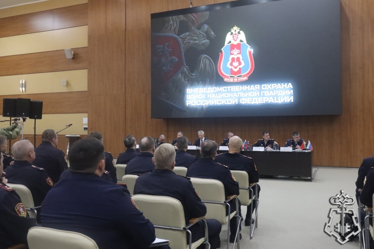Офицер вневедомственной охраны Хабаровского края принял участие в расширенном заседании Главного управления вневедомственной охраны Росгвардии во Владивостоке