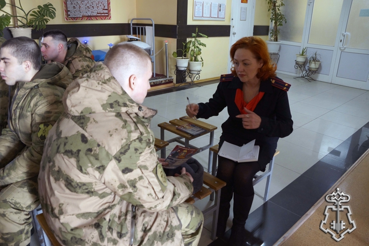Росгвардейцы провели агитационные мероприятия по приему на службу в Хабаровском крае