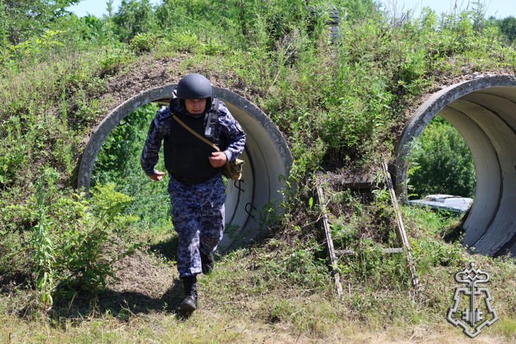 В Хабаровске определены лучшие сотрудники строевых подразделений вневедомственной охраны Восточного округа Росгвардии